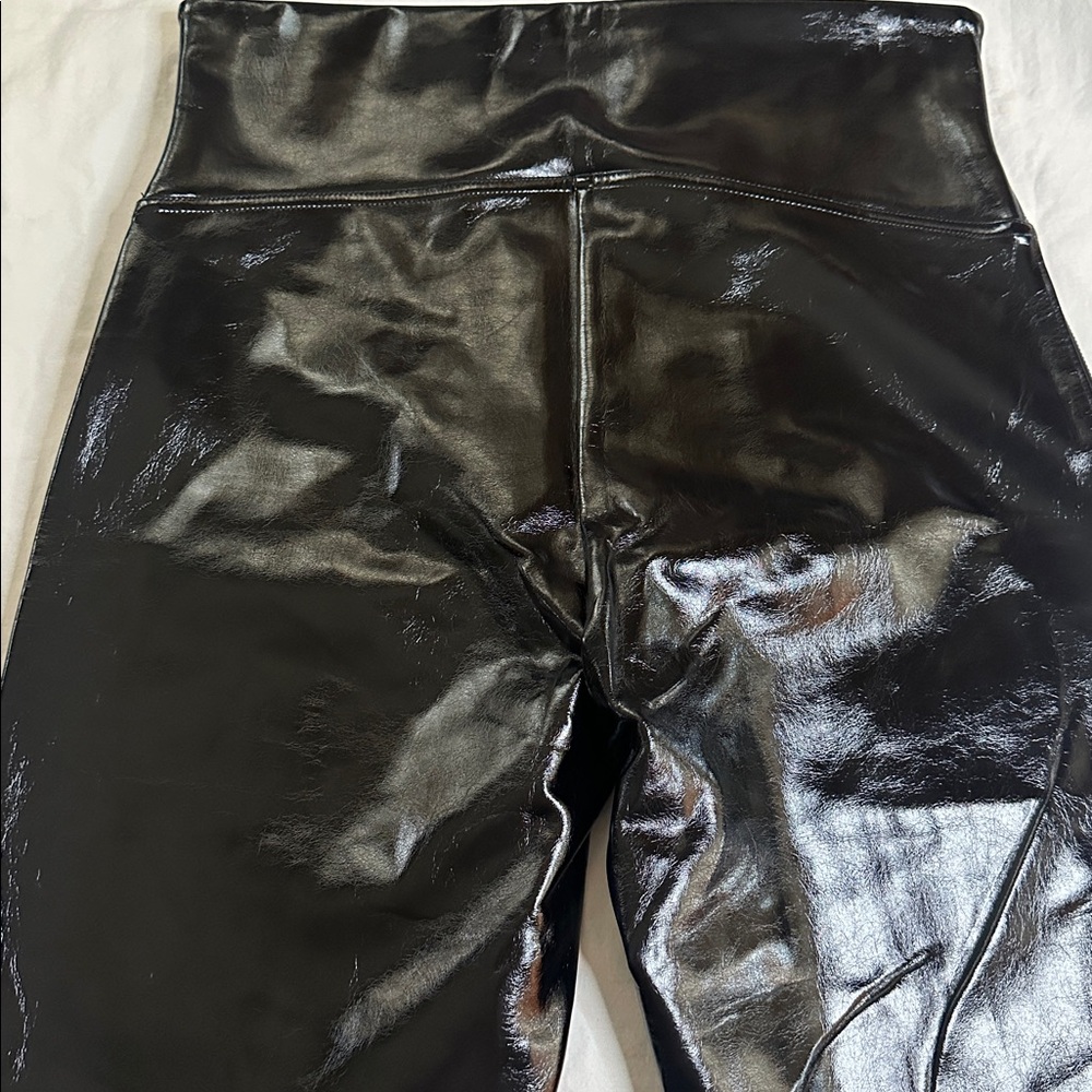 Spanx Faux Patent Leather Leggings Size L - Picture 6 of 12